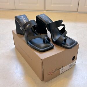 Matisse Oslo sandal. black size 6